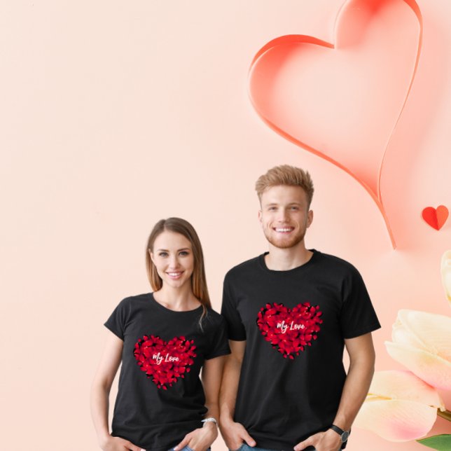 Valentines par Heart-Shaped Ro Petals Black T Shirt (Skapare uppladdad)