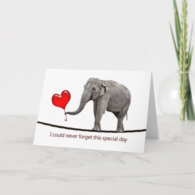 Valentinkort med snörpande elefant helgkort (Framsida)