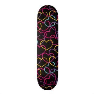 Valentinmönster med färghjärtor skateboard bräda 19,5 cm