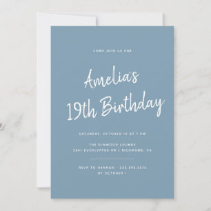 Valfri ålder   Dusty Blue Modern Script Birthday Inbjudningar