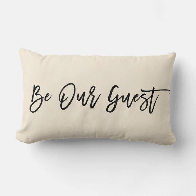 VALFRI FÄRG - Be Our Guest Kuddcover Lumbarkudde (Framsida)