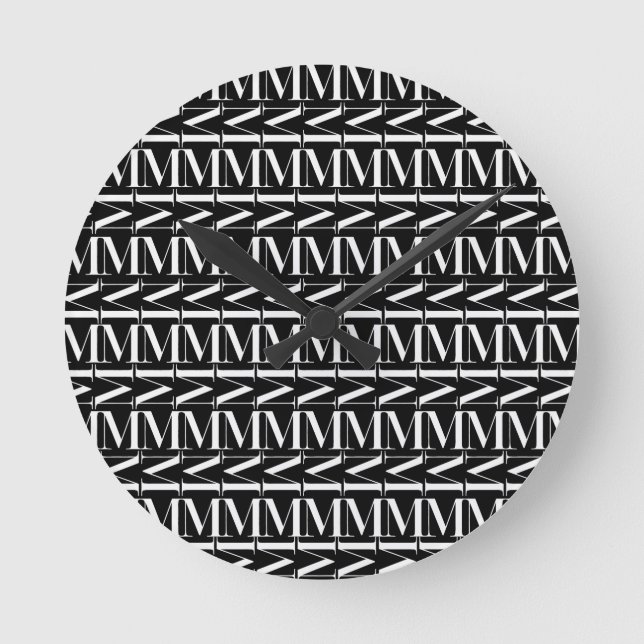 Väljer initialt brev M för monogramen, Rund Klocka (Framsida)