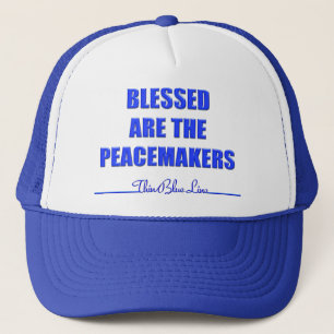 Välkända är peacemakers truckerkeps