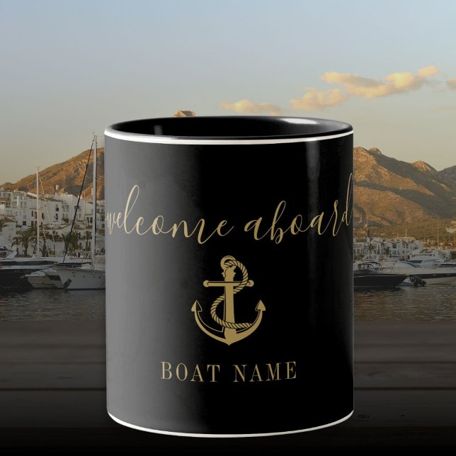 Välkommen Aboard Black och Guld Anchor Boat Namn Två-Tonad Mugg (Welcome Aboard Black And Gold Anchor Boat Name Two-Tone Coffee Mug)
