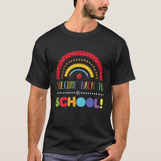 Välkommen Back to school Lycklig första skoldagen T Shirt (Framsida)