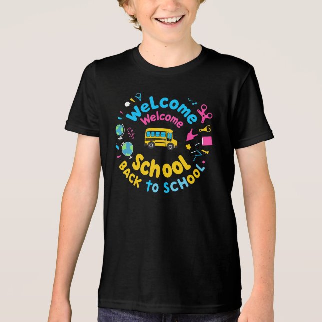 Välkommen Back to school - Roligt och färgglad sko T Shirt (Framsida)