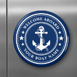 Välkommen ombord, Namn Anchor Stars marinblå havsb Magnet<br><div class="desc">En snyggt marin blå och vit magnet med en anpassningsbar nautisk båtankare med stjärnor på och personligen "Välkommen Aboard" med texten "Welcome Aboard" och "Your Boat Namn" eller annan önskad text. Anpassa dem med din favoritbakgrund färg och mycket mer. Gör en underbar gåva till tillfälle.</div>
