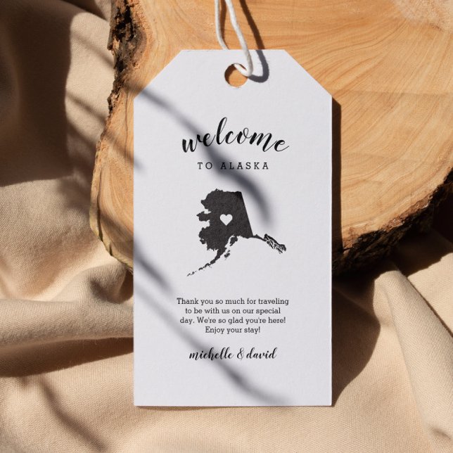 Välkommen till Alaska | Kalligrafi Bröllop Presentetikett (ALASKA Wedding Welcome Tags: personalized  Destination Weddings  Location, Welcome Note, Names)