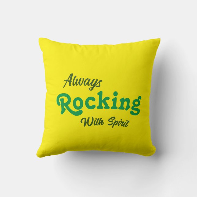 Välkommen till vår port / Alltid / Gult / Kudde (Baksida)