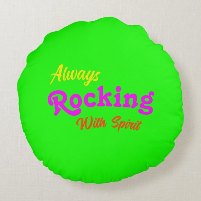 Välkommen till vår port / Alltid / Hett Grönt / Rund Kudde (Baksidan)