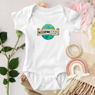 Välkommen till världen lilla en jord t shirt