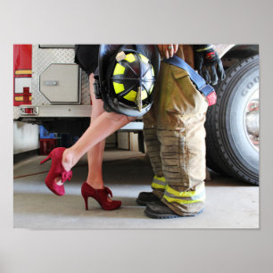 Välkommen tillbaka Firefighter Kiss A Fireman Högk Poster