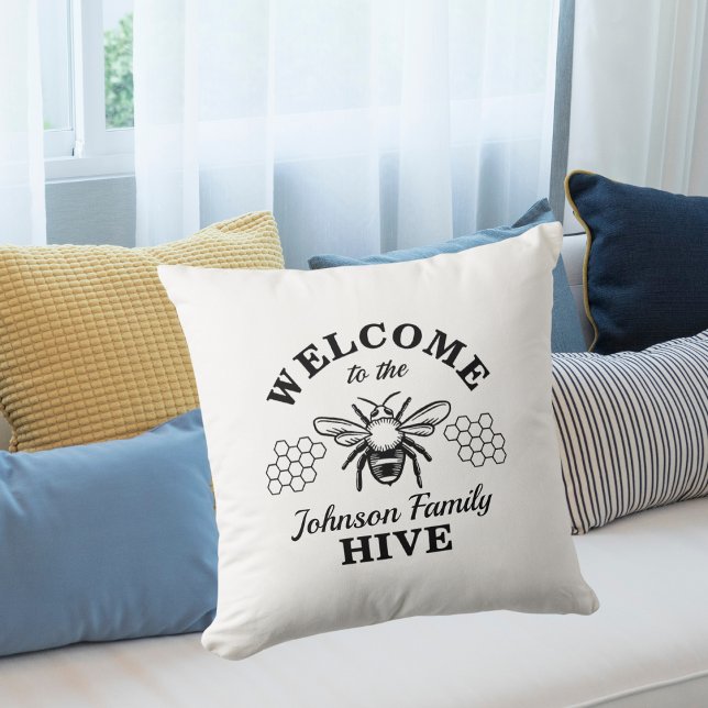 Välkomna till vår Hive Pillow Kudde (Skapare uppladdad)