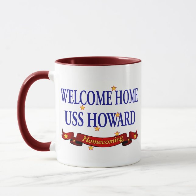 Välkomnande hem- USS Howard Mugg (Vänster)