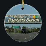 Välkomnande till Daytona Beach Julgransprydnad Keramik<br><div class="desc">Ahhh minnena av denna underbara sjösidaFlorida town! Enormt ställe,  Daytona Beach.</div>