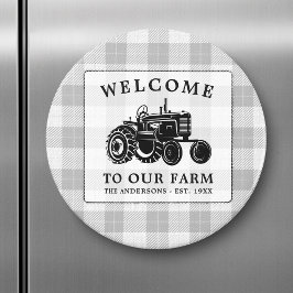 Välkomstfamiljens Namn Farm Tractor White Play Magnet