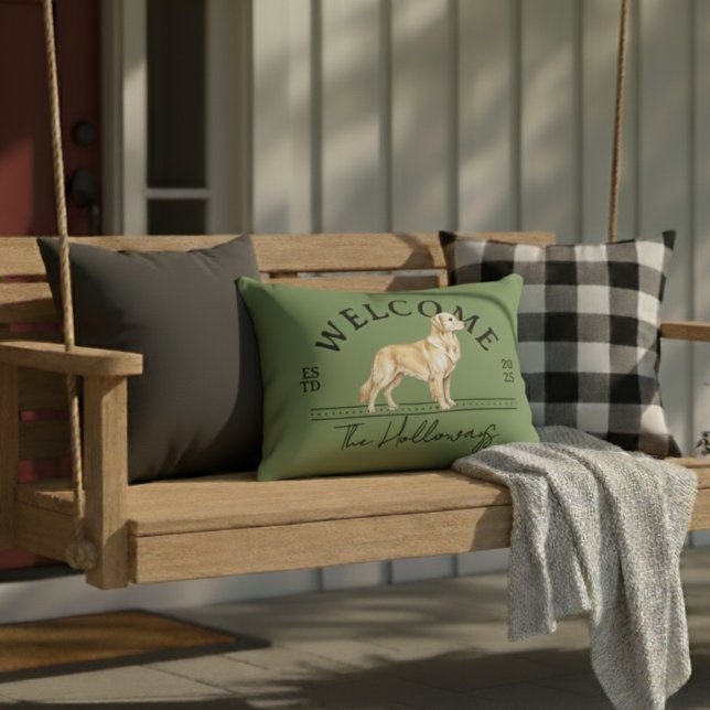 Välkomsthälsning för Anpassningsbarna Golden Retri Prydnadskudde (Welcome guests to your home with this Golden Retriever Custom Family Name Welcome Throw Pillow!)