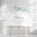 Välkomsthälsning för minimalistisk Eucalyptus-Förl Poster<br><div class="desc">Detta minimalistiska välkomsttecken för eukalyptus förlovningsfest är perfekt för en enkel förlovning firande. Utformningen har grönt eucalyptus löv för vattenfärgsfärgers elegant. Gör detta till en egen poster genom att lägga till namn i brudgummen och datum för förlovningen.</div>