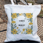 Välkomsthälsning för Modern Blommigt Bröllop Tygkasse<br><div class="desc">En palett i gult färg sätter bröllop välkommen till väskan förutom resten. Utformningen har en modern blommigt och du kan anpassa hela texten. Koordineringsposter tillgängliga.</div>