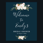 välkomstskylt för bröllopsfest med magnolia i blåt poster<br><div class="desc">vackra vita magnoliavattenfärgblommor och text med skrivstil. Texten och färgerna på denna skylt affisch kan redigeras.</div>