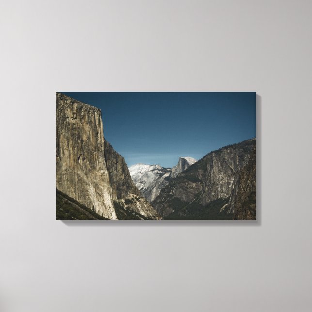 Valley Guardians Wrapped Canvas (Framsida)