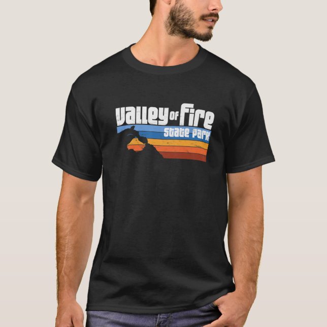 Valley of Fire State Park Nevada - Retro Desert Su T Shirt (Framsida)