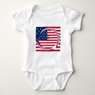 Välsigna dig vårt hem: USA flagga Swirl Art T-shirt