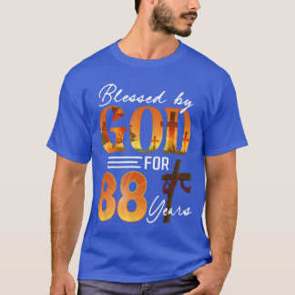 Välsignad av Gud i 88 år Gåva 88-årsdag T Shirt