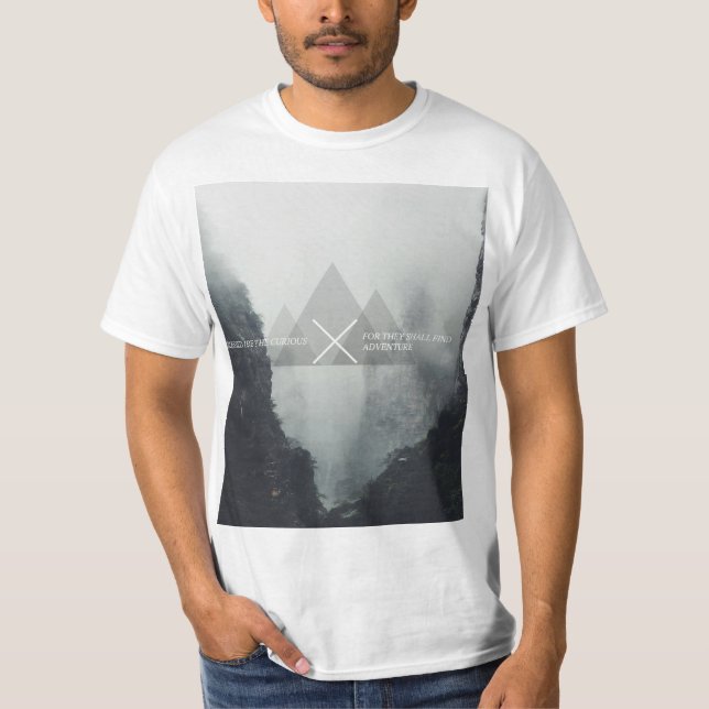 Välsignat är det nyfiket t-shirt (Framsida)