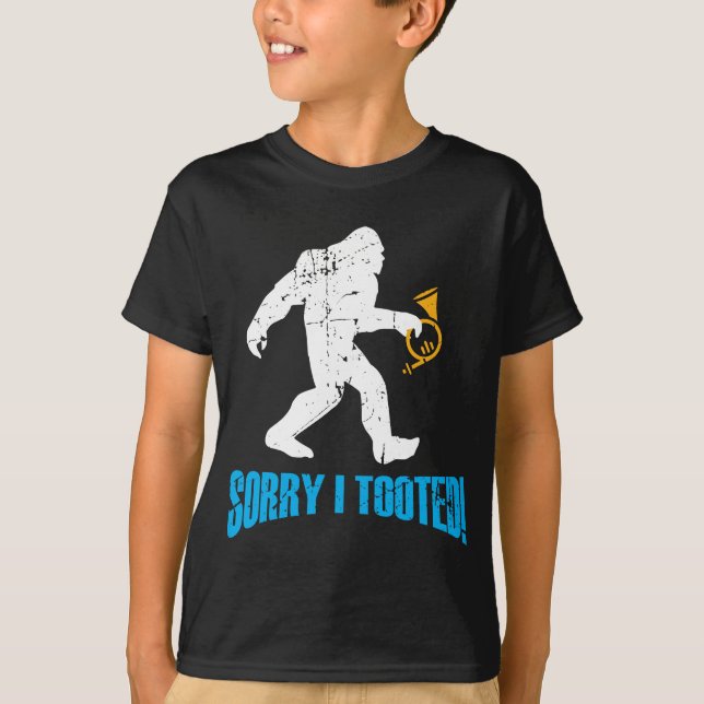 Valthornspelare Tooted jag Bigfoot Sasquatch T Shirt (Framsida)