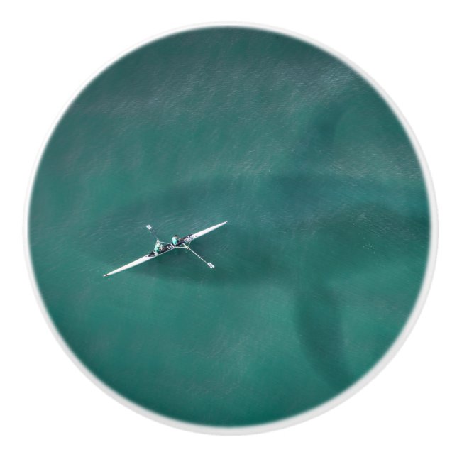 Valval under båt: Aldrig Ensam till havs Knopp (Framsidan)