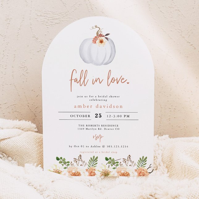 Valvbåge Terrakotta Blommig Pumpa Bröllopsdusch Inbjudningar (Arched Terracotta Floral White Pumpkin Fall In Love Bridal Shower Invitation)
