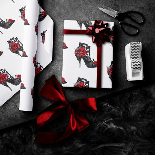 Vampy Vogue Stiletto Snöre Bootie och Röd ros Presentpapper