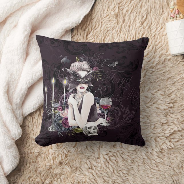 Vampyressen | Moody Gothic Vampy Glam Blek Skin Kudde (Filt)