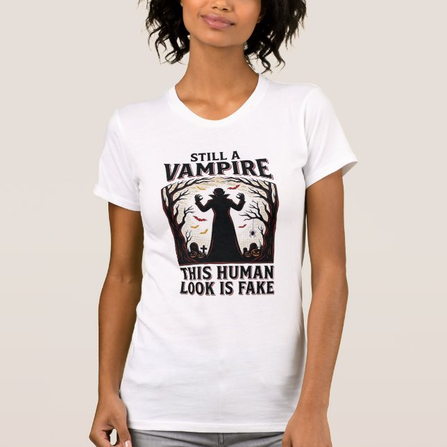 Vampyrkostymskjorta Rollig Halloweenmänsklig förkl T Shirt (Framsida)