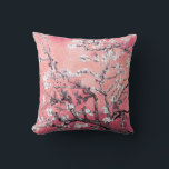 Van Gogh Almond Blommar peach rosa Kudde<br><div class="desc">Almond Blommars Peachy Rosa Background Pillow: Indulge in Vincent Van Gogh's Almond Blommars serenskönhet hos våra Almond Blommars Peachy Rosa Background Pillow. Den klassiska grafiken ger en bakgrund av lugnande peachy-rosa-toner, vilket gör att du får lite elegans i din hemdekoration. Med sitt mjuka och lyxiga material blir denna kudde en...</div>