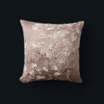 Van Gogh Almond Blommars Beige Kudde<br><div class="desc">Soft Beige Almond Blommar Dekorativ kudde: Förstärka skönheten hos Vincent Van Gogh's Almond-Blommar med vår Soft Beige Almond Blommars Dekorativ kudde, som ger konisk konst mot en elegant beige-bakgrund. Oavsett om dekorativ kudde används som dekorativ accent eller som extra tröst blir det en trevlig följeslagare som firar skönheten i konst...</div>