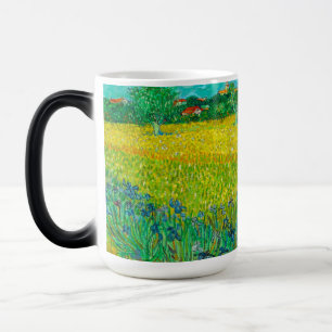 Van Gogh Fält med Irises Near Arles Magisk Mugg