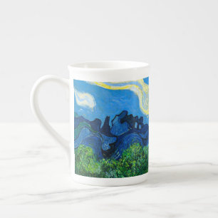 Van Gogh Olivträd i ett bergigt landskap Benporslin Mugg