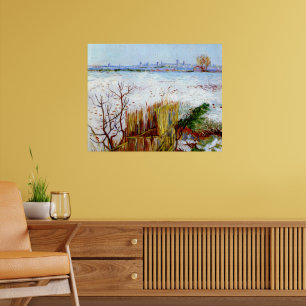 Van Gogh-Snowy Ligcape med Arles i bakgrunden Poster