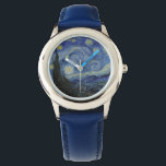 Van Gogh Starry Night<br><div class="desc">Starry Night av Vincent Van Gogh, olja på canvas, 1889, är en landskapsmålning av ett stort virrvarr av lysande stjärnor över ett landskap av avlägsna städer och rullande backe, med en enda cypress träd stigning i förgrunden som en mörk grönt låga. Van Gogh målade inte sitt mästerverk från livet utan...</div>