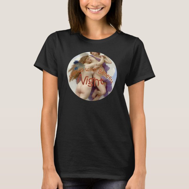 VÄN MED FÖRDELAR GLAD TILLFÄLLE NATT T SHIRT (Framsida)