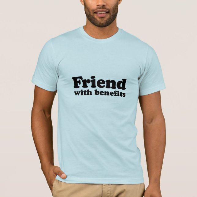 Vän med förmåner .png tee (Framsida)