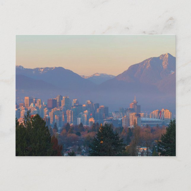 Vancouver BC: Cityscape i Sunset Panorama Vykort (Framsida)