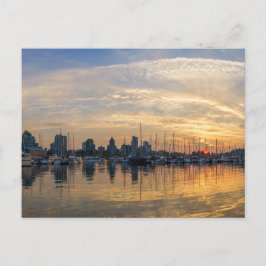 Vancouver Skyline - Yacht Harbor vid Sunset Vykort