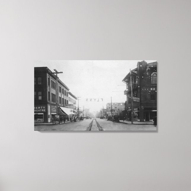 Vancouver, WA - Main Street View of Downtown Canvastryck (Framsida)