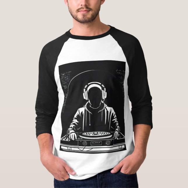"Vänd upp slaget med vår DJ-T-shirt" T Shirt (Framsida)
