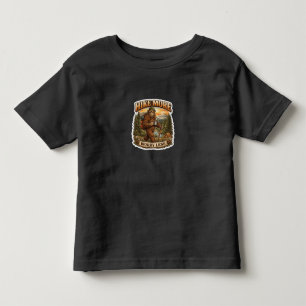 Vandra mer, oroa dig mindre Bigfoot-camping T Shirt