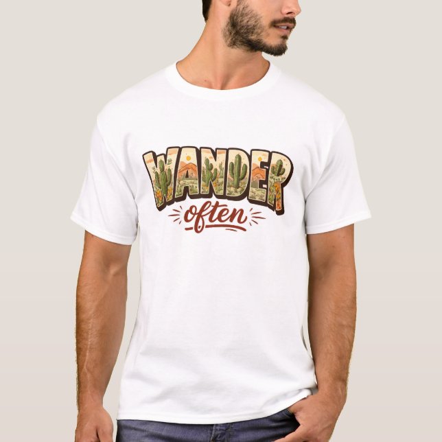 Vandra Ofta Öken Berg Scen Typografi T Shirt (Framsida)