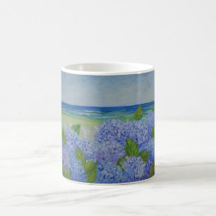 Vanlig hortensia vid havsmuggen kaffemugg